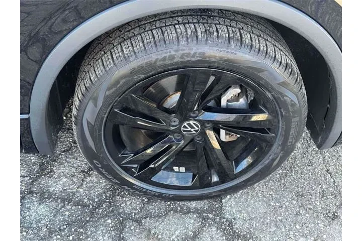 $27500 : Volkswagen Tiguan 2023 AWD S image 10