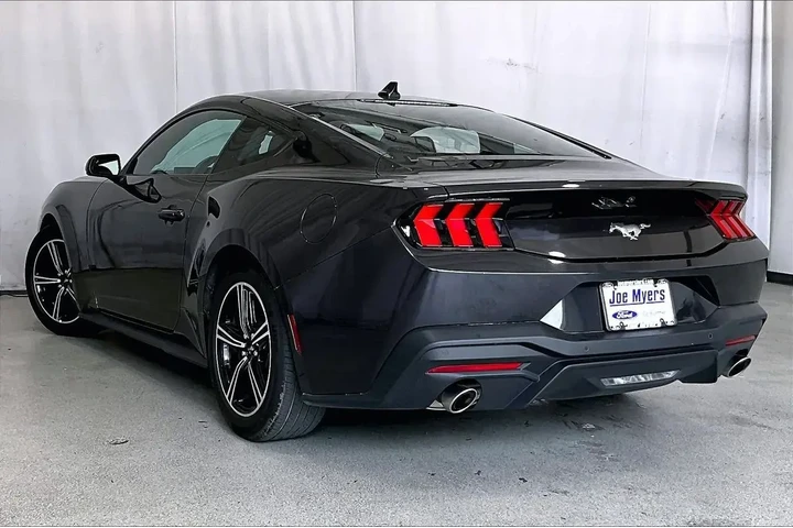 $26991 : Ford Mustang 2024 EcoBoost 2 image 5