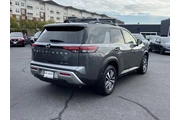 $31495 : Nissan Pathfinder 2024 AWD S thumbnail