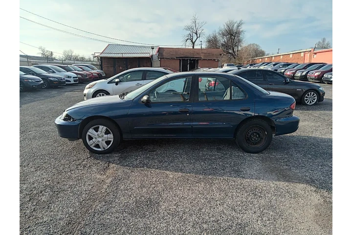 $2500 : 2002 Cavalier BASE image 7
