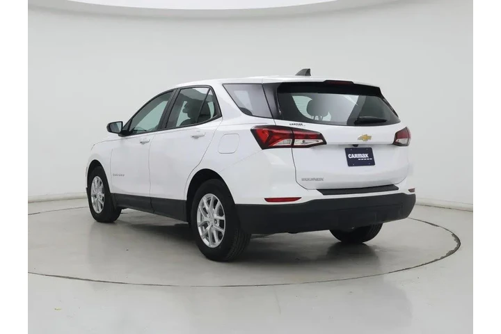 $22998 : Chevrolet Equinox 2024 LS 4d image 2