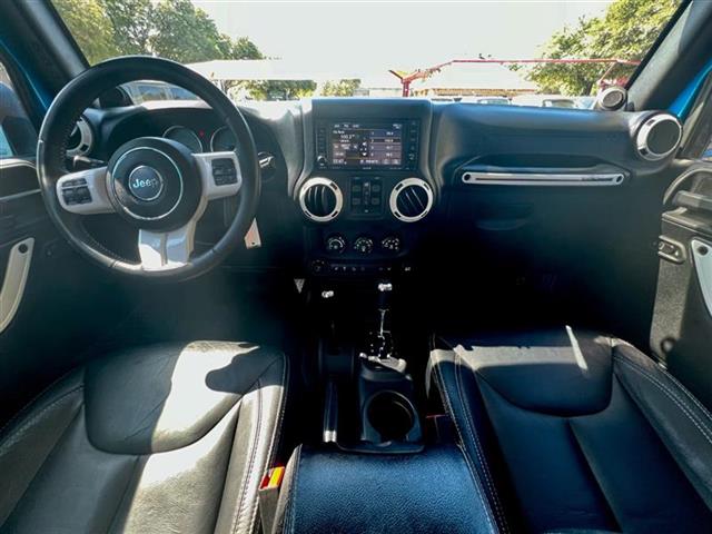 $22950 : 2014 JEEP WRANGLER UNLIMITED image 10