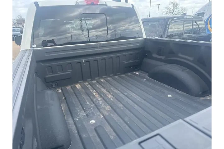 $36595 : Ford F-150 2021 4x4 Lariat 4 image 6