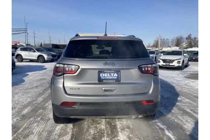 $21398 : 2020 Compass Limited image 7