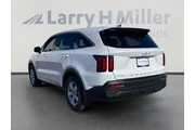 Kia Sorento 2022 LX 4dr SUV thumbnail