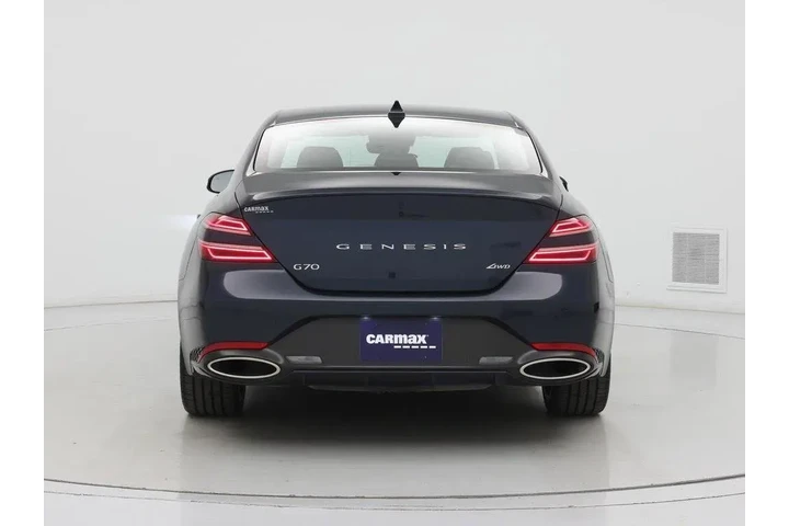 $27998 : Genesis G70 2025 2.5T Standa image 6