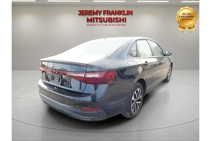 $22517 : Volkswagen Jetta 2025 S 4dr image 3