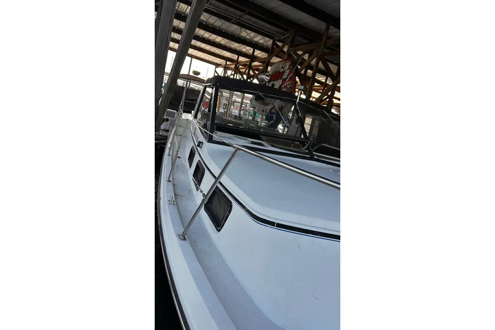 CARVER BOAT FOR SALE image 5