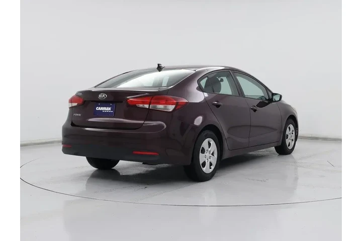 $12599 : Kia Forte 2018 LX 4dr Sedan image 8
