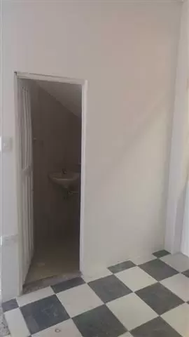 Local comercial image 4