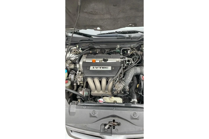 $3900 : Vendo honda accord 2003 image 3