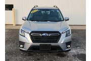 $26556 : Subaru Forester 2023 AWD Lim thumbnail