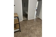 $1200 : Se renta cuarto con baño thumbnail