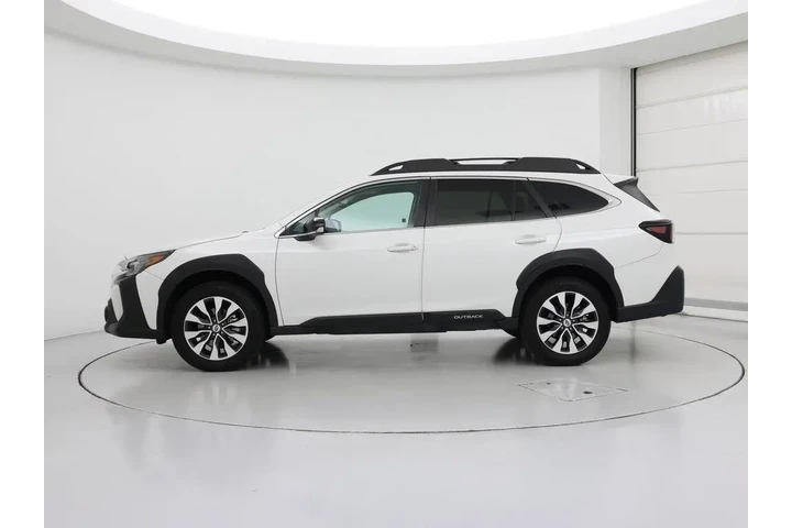 $31998 : Subaru Outback 2024 AWD Limi image 3