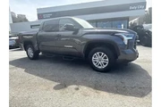 $39388 : Toyota Tundra 2023 4x4 SR5 4 thumbnail