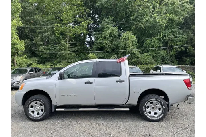 $12990 : 2014 Titan S image 5