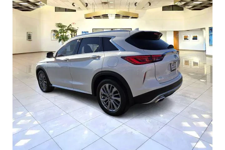 $39888 : INFINITI QX50 2025 AWD Luxe image 7