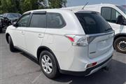 $8525 : 2015 MITSUBISHI OUTLANDER2015 thumbnail