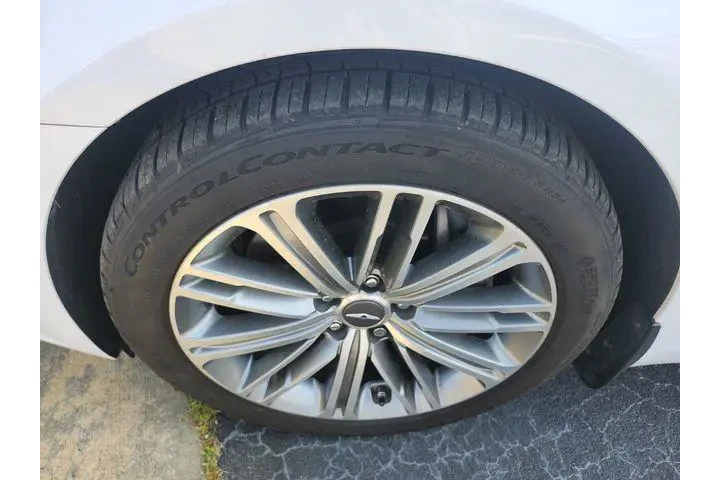 $18991 : Genesis G80 2018 3.8 4dr Sed image 8