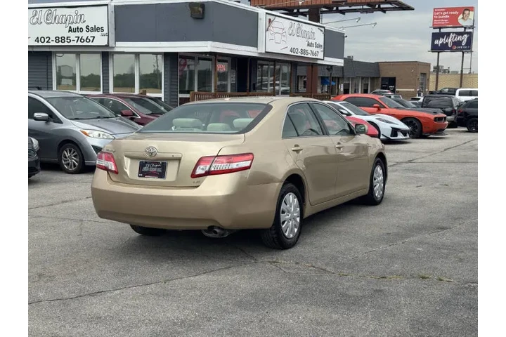 $5750 : 2011 Camry LE image 5