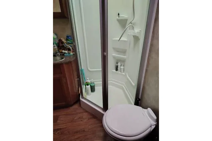 🚿CLEAN FLOWER COMPANY🚿 image 7