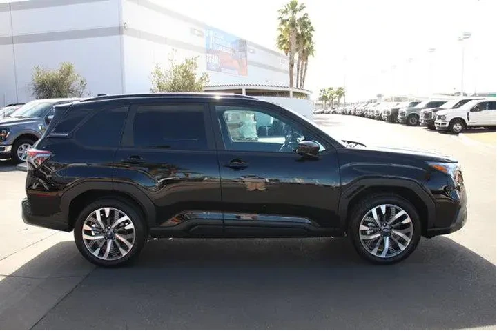 $38788 : Subaru Forester 2026 AWD Tou image 10