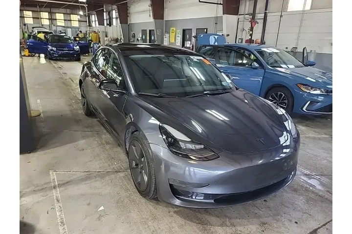 $21690 : Tesla Model 3 2023 4dr Sedan image 2
