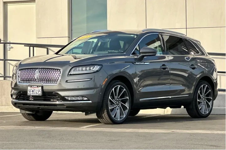 $38900 : Lincoln Nautilus 2022 AWD Re image 7