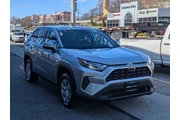 $25295 : Toyota RAV4 2023 AWD LE 4dr thumbnail
