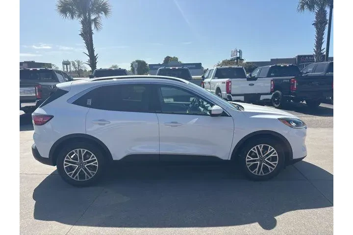 $17600 : Ford Escape 2021 SEL 4dr SUV image 2