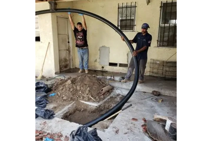 PLOMERO DE EMERGENCIAS 24/7 image 3