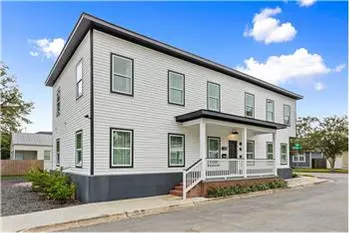 $1700 : Rental property with 2 bedro image 2