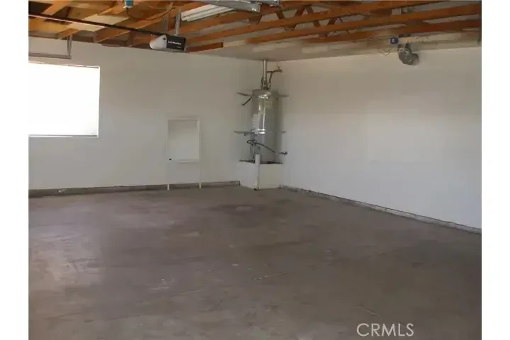 $2575 : SUR L.A. RENTO CASA $2575/MES image 2