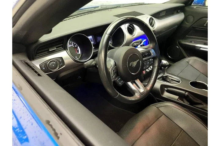 $28998 : Ford Mustang 2020 EcoBoost 2 image 8