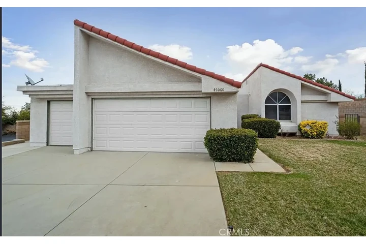 $614000 : 41060 Oakview Ln Palmdale CA image 1