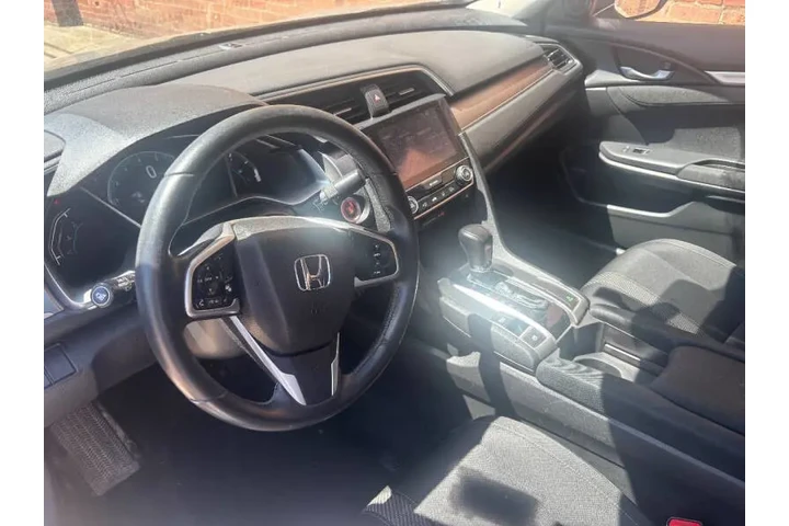 $14500 : 2018 Civic EX-T image 6