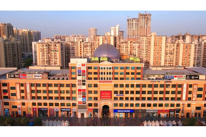 Prime Shopping Experience at S image 5