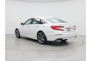 $21998 : Honda Accord 2018 Touring 4d thumbnail
