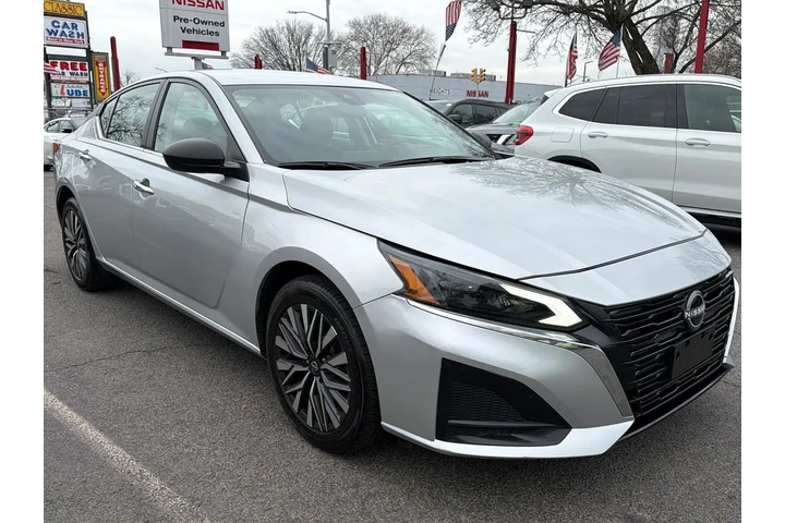 $19790 : Nissan Altima 2024 AWD 2.5 S image 1