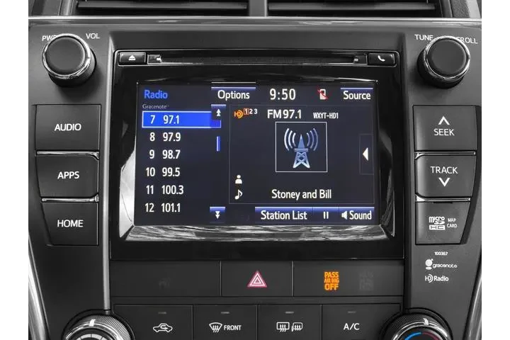 $17825 : Toyota Camry 2017 XSE 4dr Se image 10