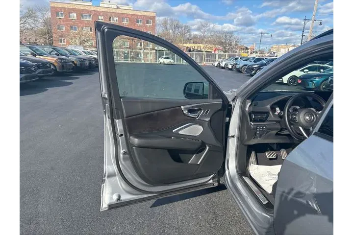 $39998 : Acura RDX 2023 SH-AWD 4dr SU image 10