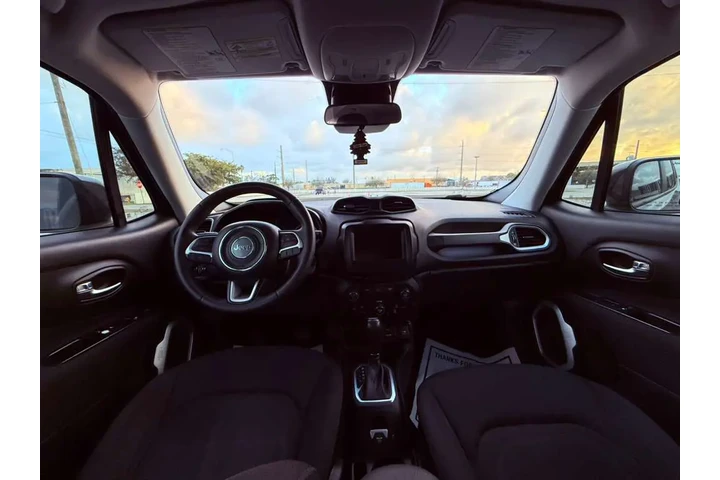 $9999 : JEEP RENEGADE image 2