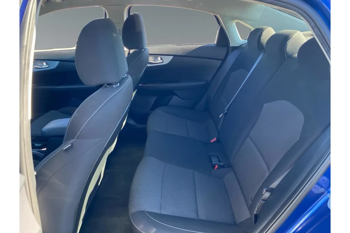 $18900 : Kia Forte 2023 image 7