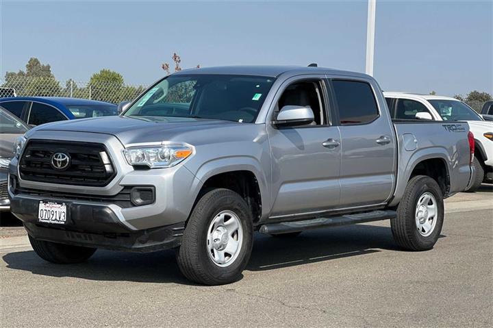 $28200 : Tacoma SR image 10