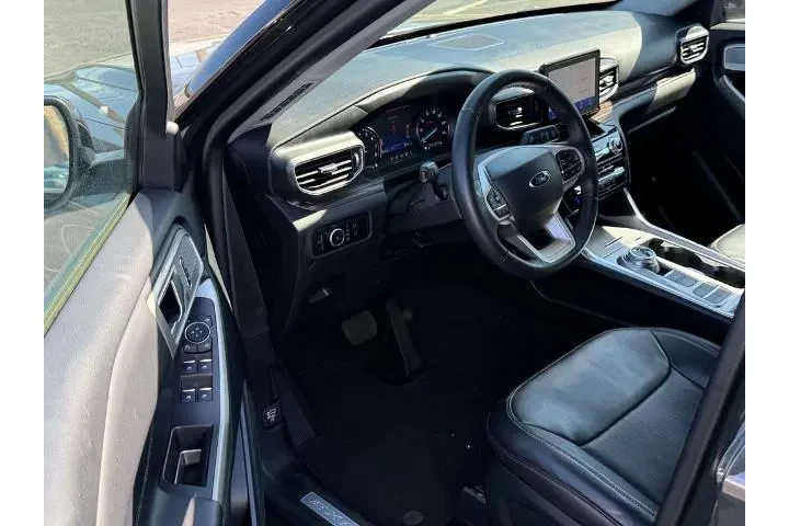 $32055 : Ford Explorer 2023 Limited 4 image 10