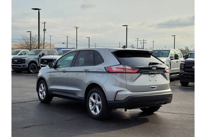 $28795 : Ford Edge 2024 AWD SE 4dr SU image 6