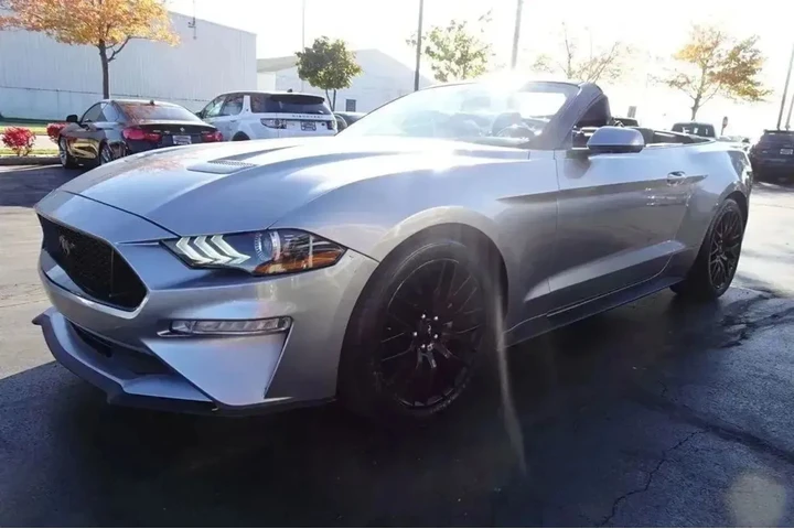 $18995 : 2020 MUSTANG image 4