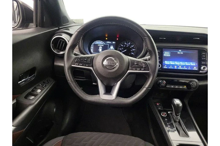 $16998 : Nissan Kicks 2021 SR 4dr Cro image 10