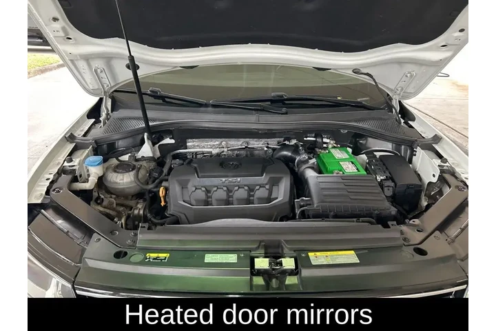 $11813 : Volkswagen Tiguan 2021 SE 4d image 10