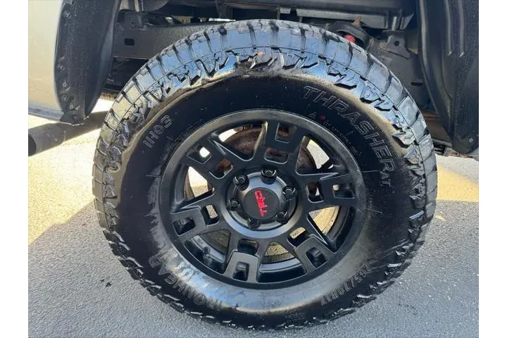 $34301 : Toyota Tacoma 2022 4x4 SR V6 image 9